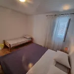 Ivica House * Bibinje