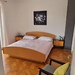 Ivica House Daire
