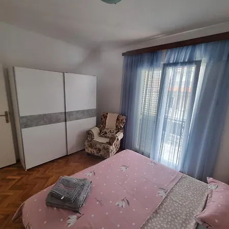 Ivica House