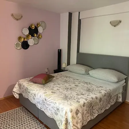 Ivica House Apartment *
