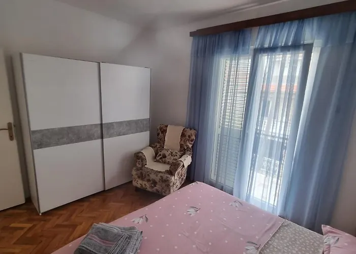 Ivica House