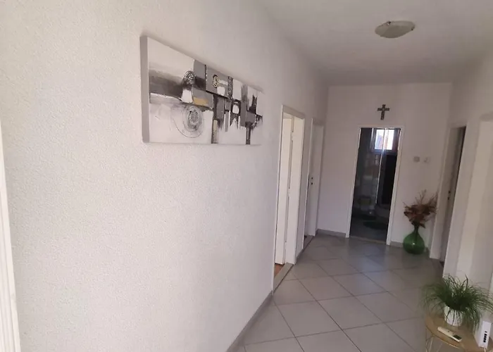 Ivica House Apartman